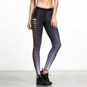 ULTRACOR Ultrasilk Slash Leggings Cutout Gradient Ombré Gray Black Athletic